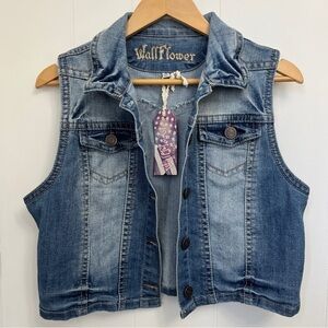 𝅺NEW Girls Sleeveless jean Jacket size Extra Large